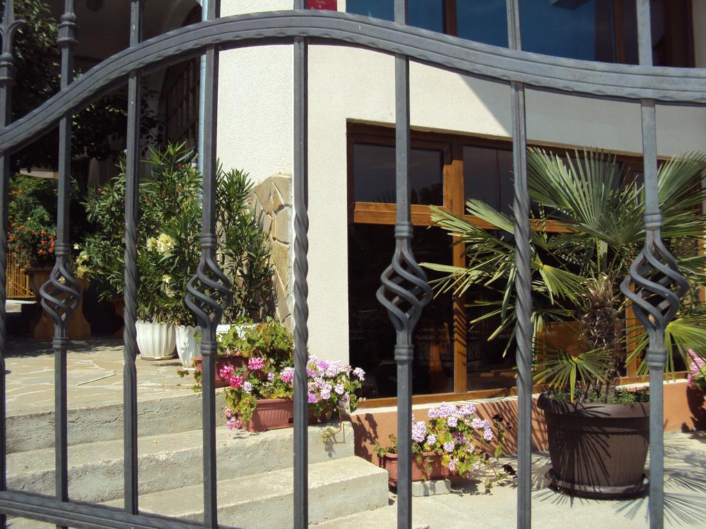 Amfora Guest House Byala  Extérieur photo